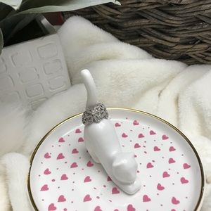 Fashion ring